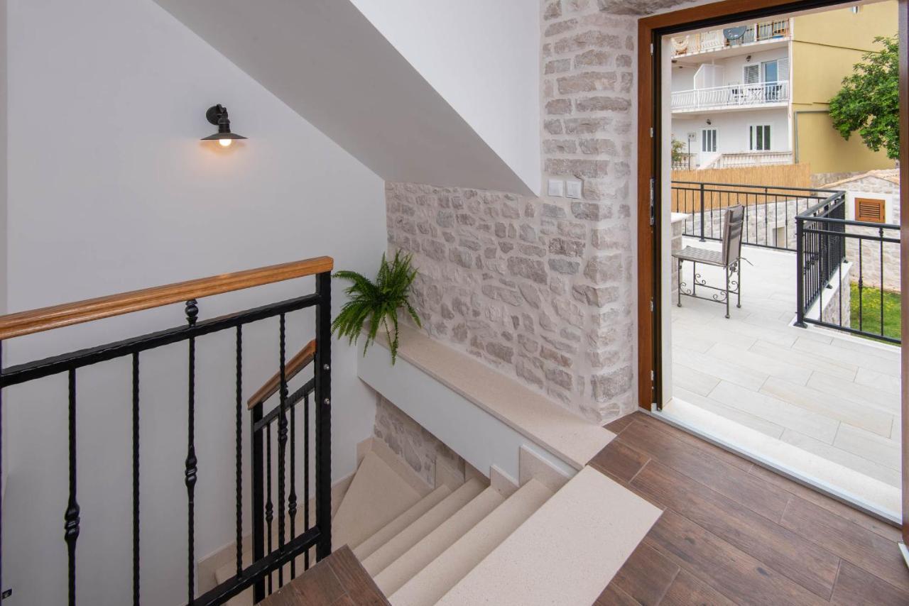 Villa Loviste Paradise Exterior photo